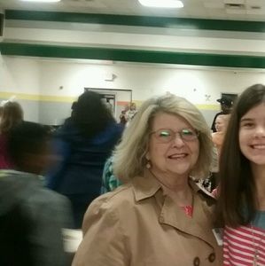 Meet your Posher, Sherry